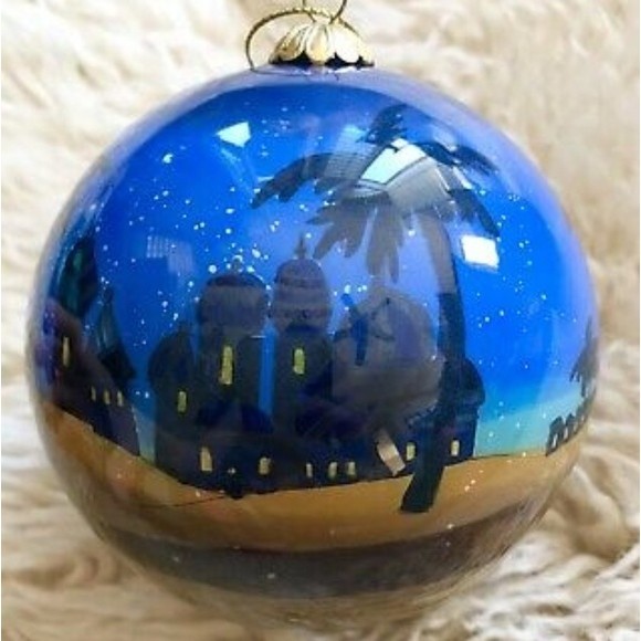 2020 NATIVITY GLASS 100 MM LARGE BALL ORNAMENT - Picture 3 of 7